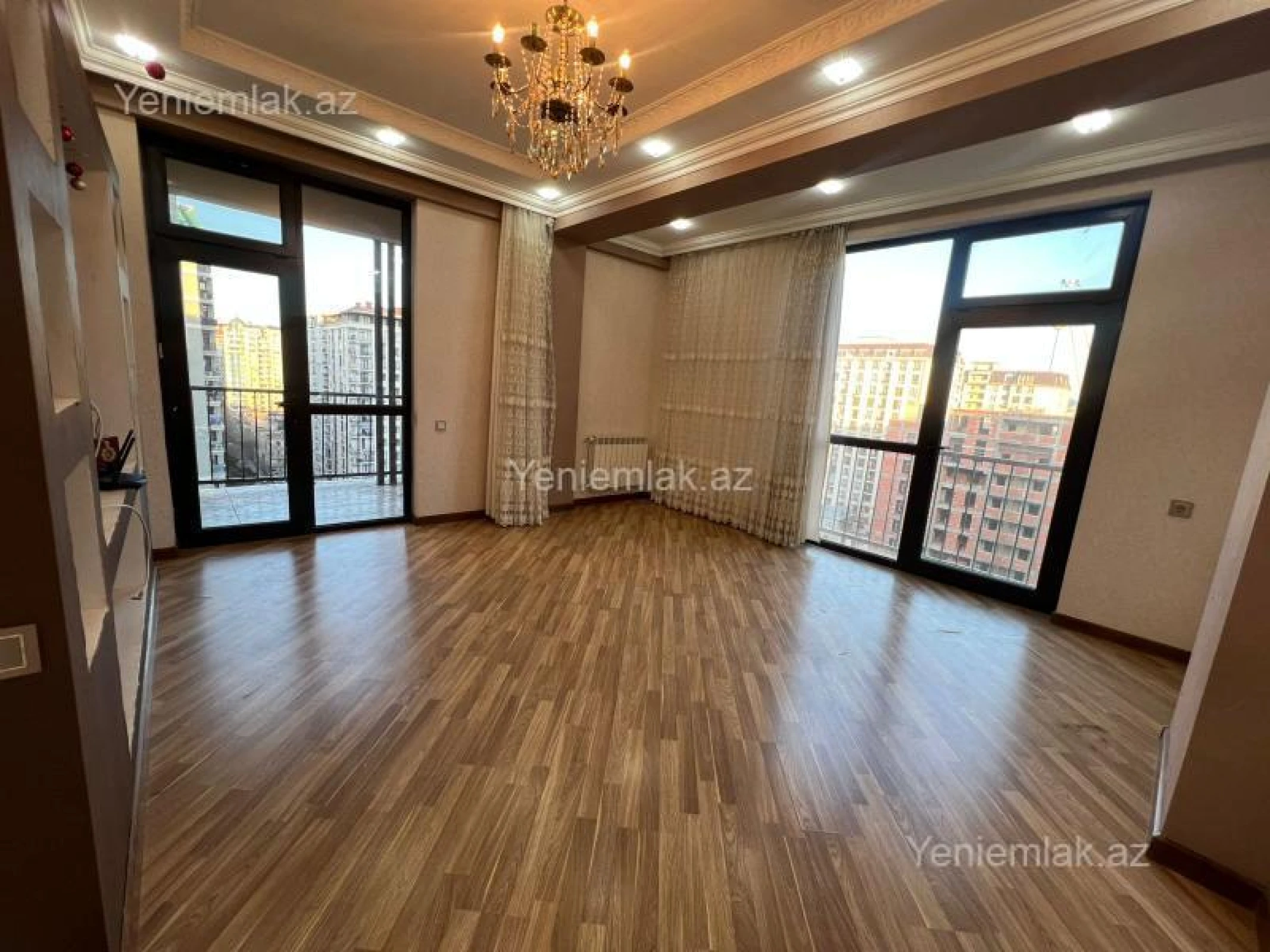 Satılır 3 otaqlı yeni tikili 105 m²