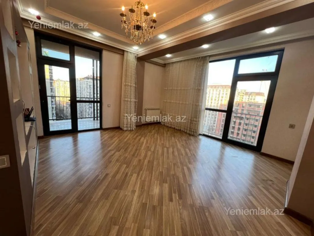 Satılır 3 otaqlı yeni tikili 105 m²