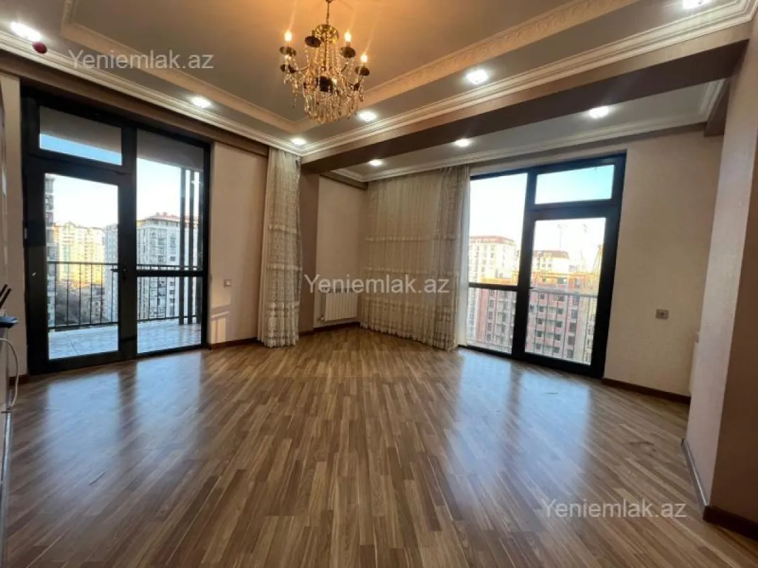 Satılır 3 otaqlı yeni tikili 105 m²