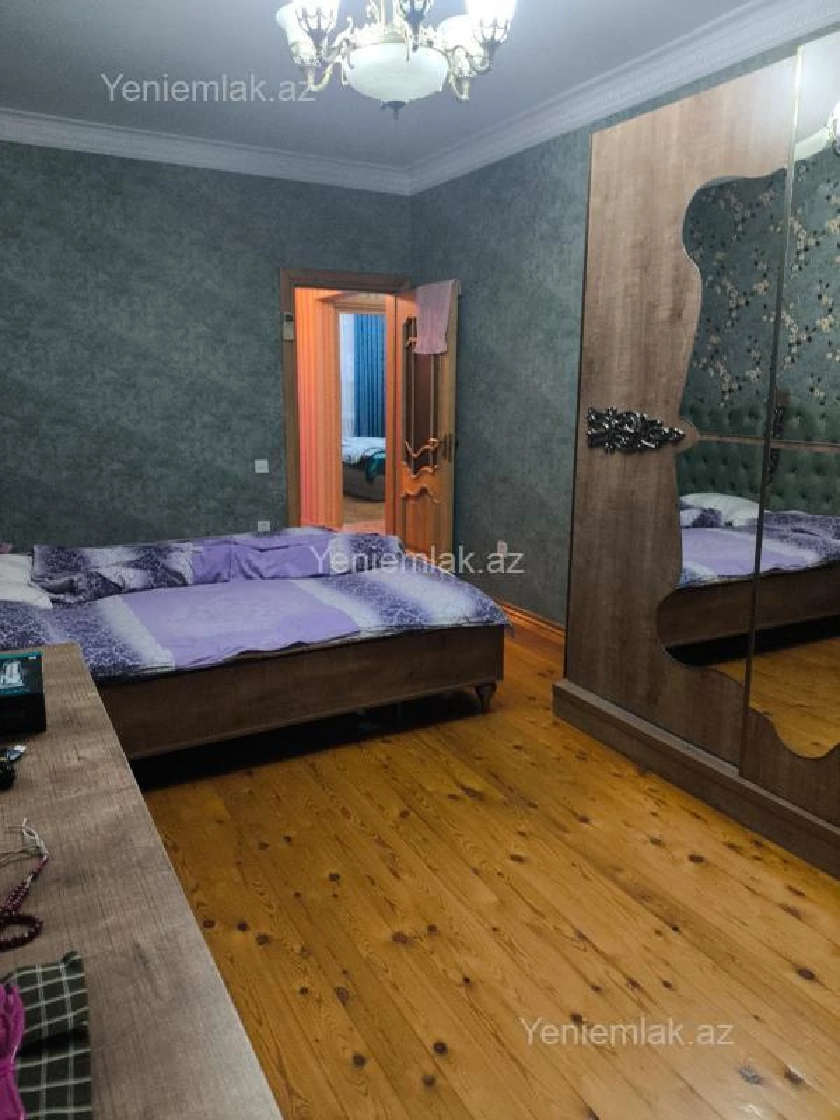 Satılır 5 otaqlı köhnə tikili 105 m²