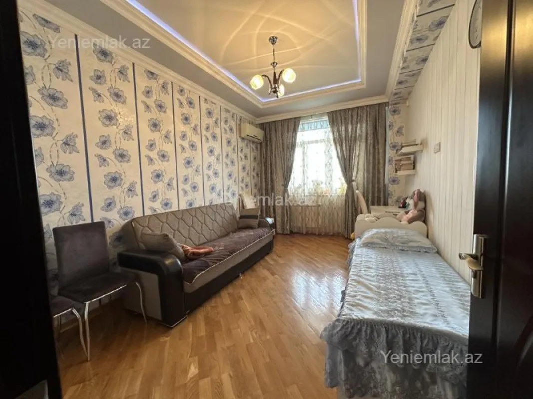 Satılır 3 otaqlı yeni tikili 122 m²