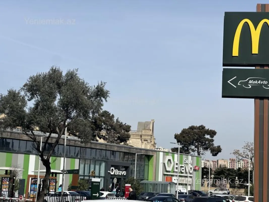 Satılır 3 otaqlı yeni tikili 122 m²