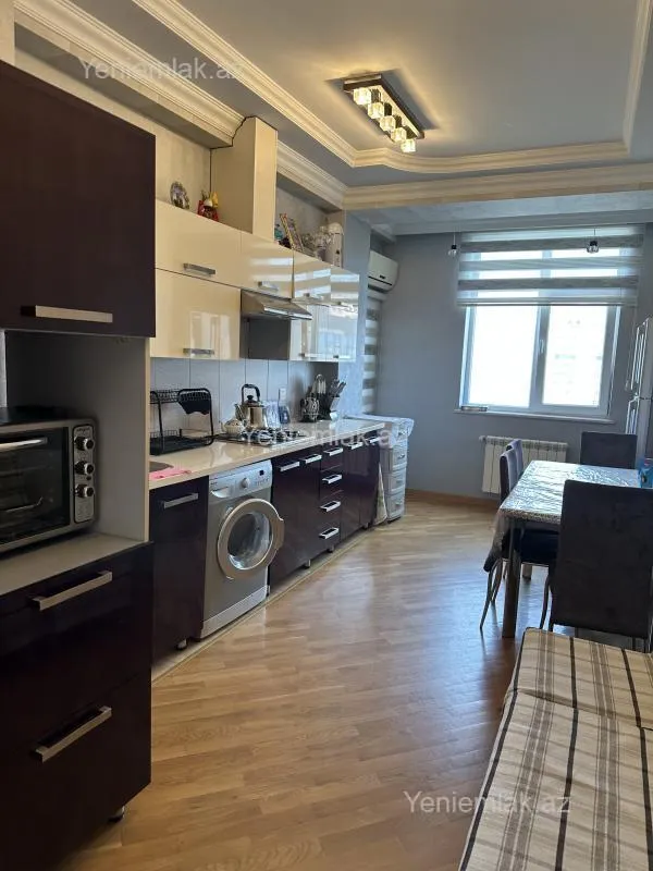 Satılır 3 otaqlı yeni tikili 122 m²