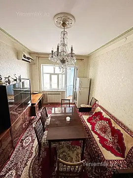 Satılır 1 otaqlı köhnə tikili 40 m²
