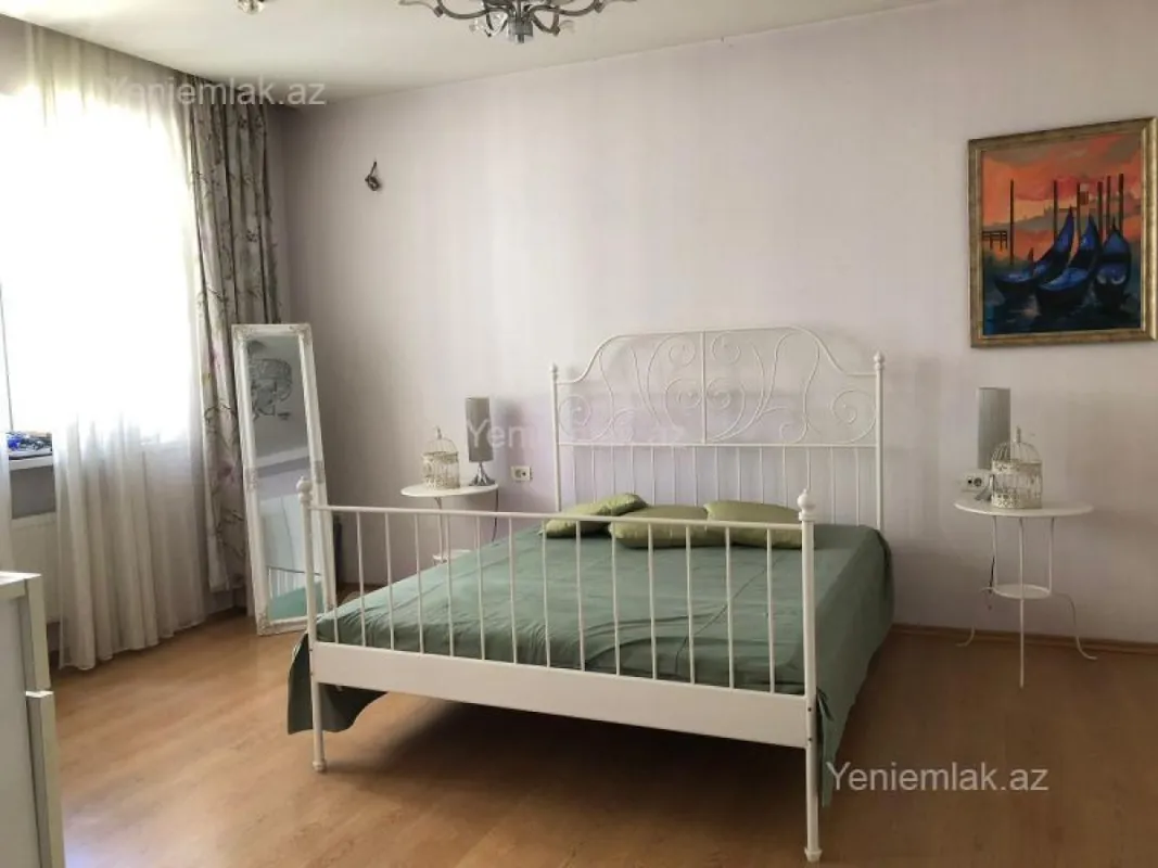 Satılır 6 otaqlı yeni tikili 432.5 m²