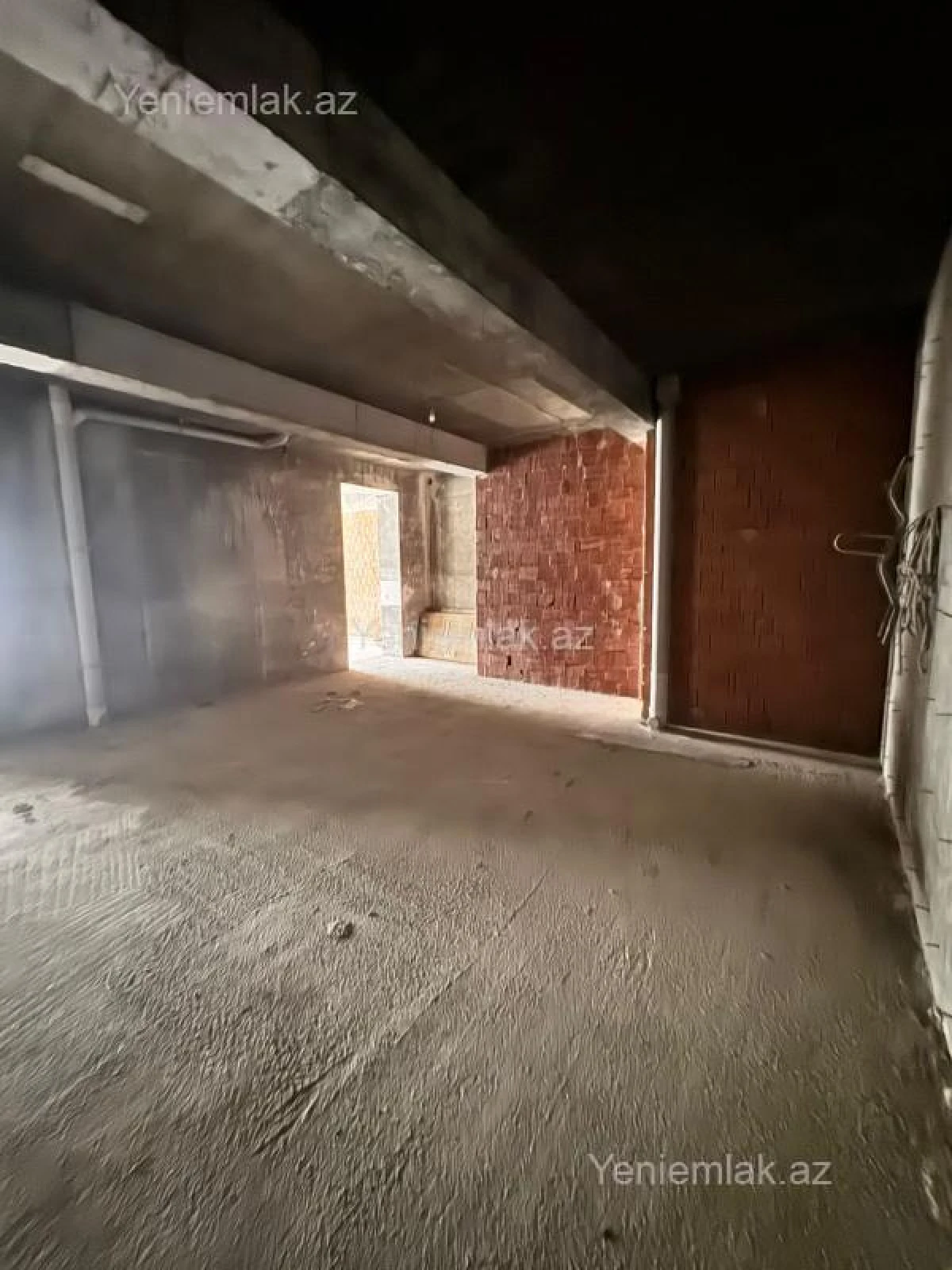 Satılır 1 otaqlı obyekt 270 m²