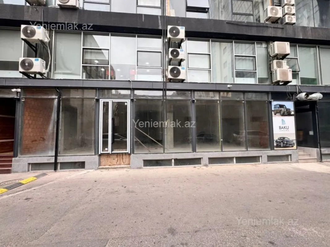 Satılır 1 otaqlı obyekt 270 m²