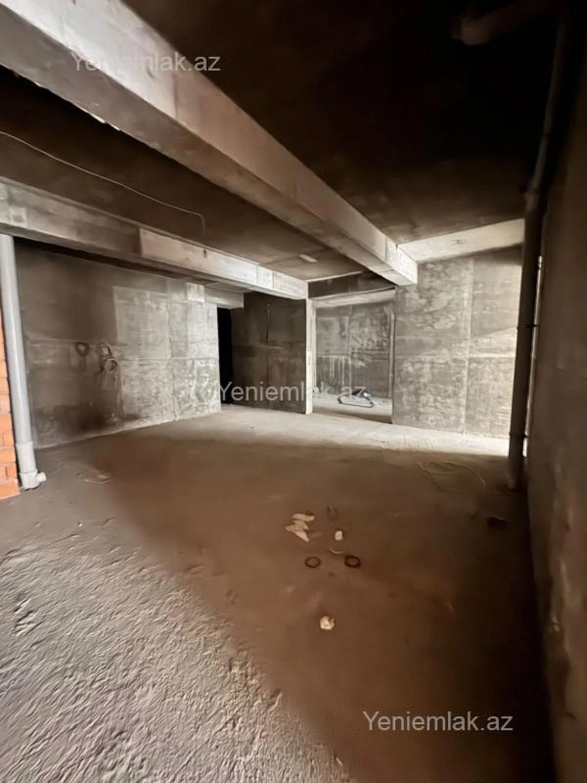 Satılır 1 otaqlı obyekt 270 m²