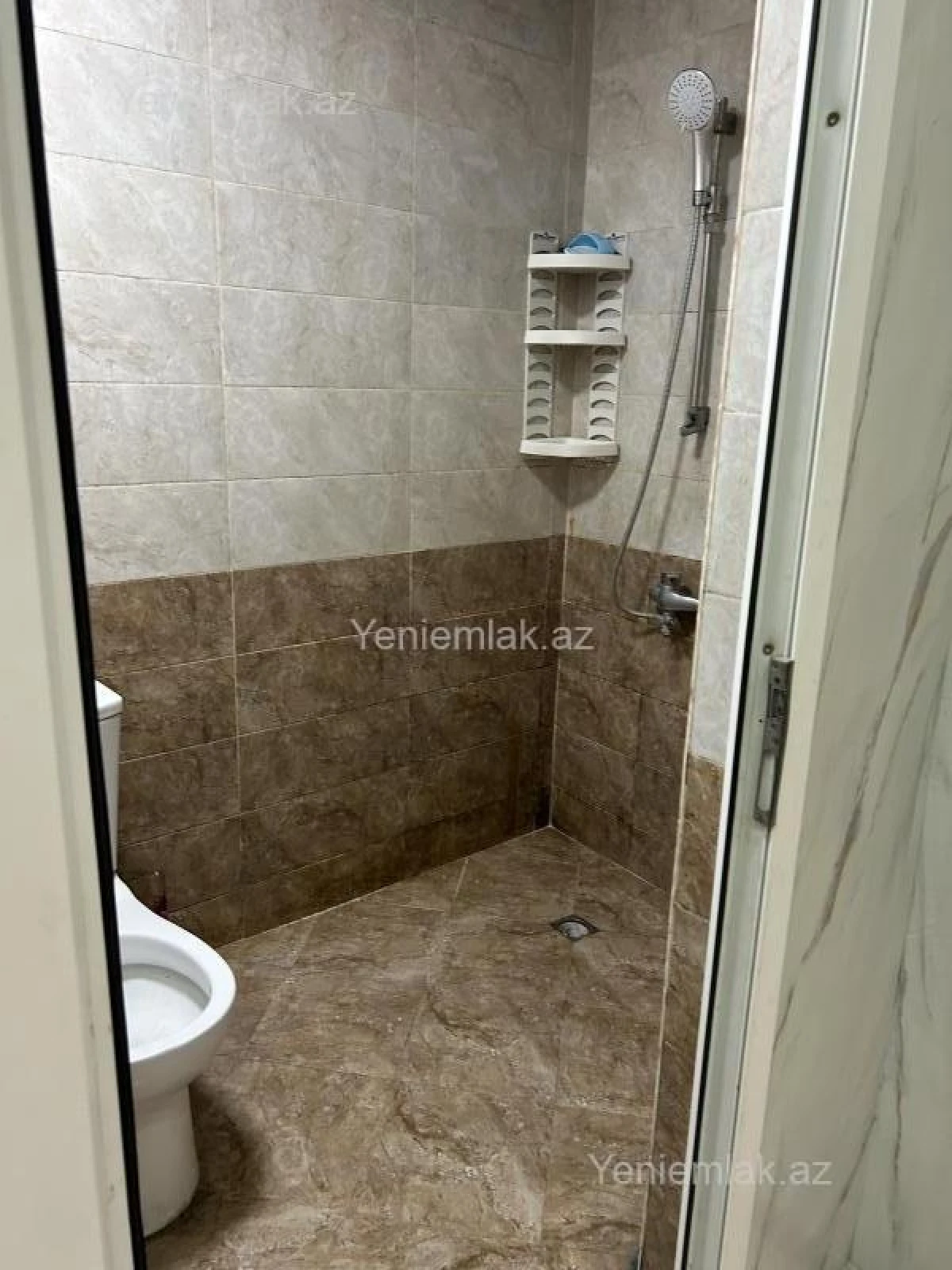 Satılır 2 otaqlı yeni tikili 72 m²