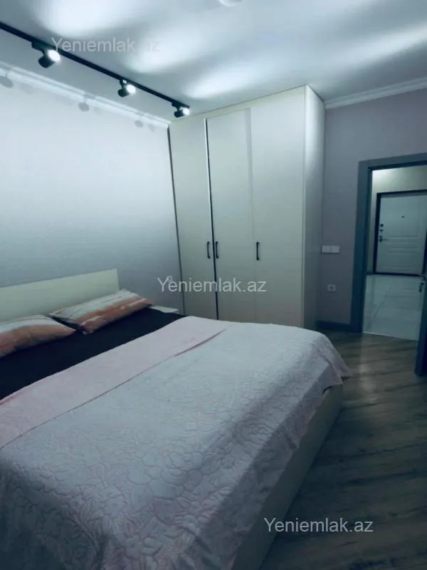 Satılır 2 otaqlı yeni tikili 65 m²