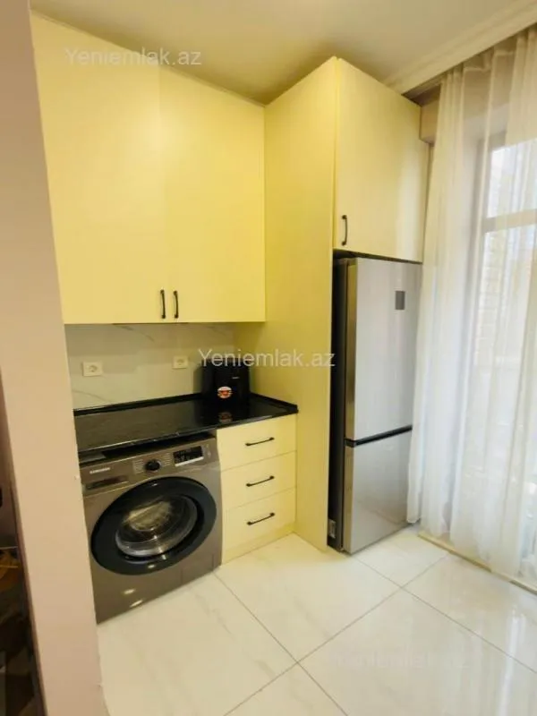 Satılır 2 otaqlı yeni tikili 65 m²