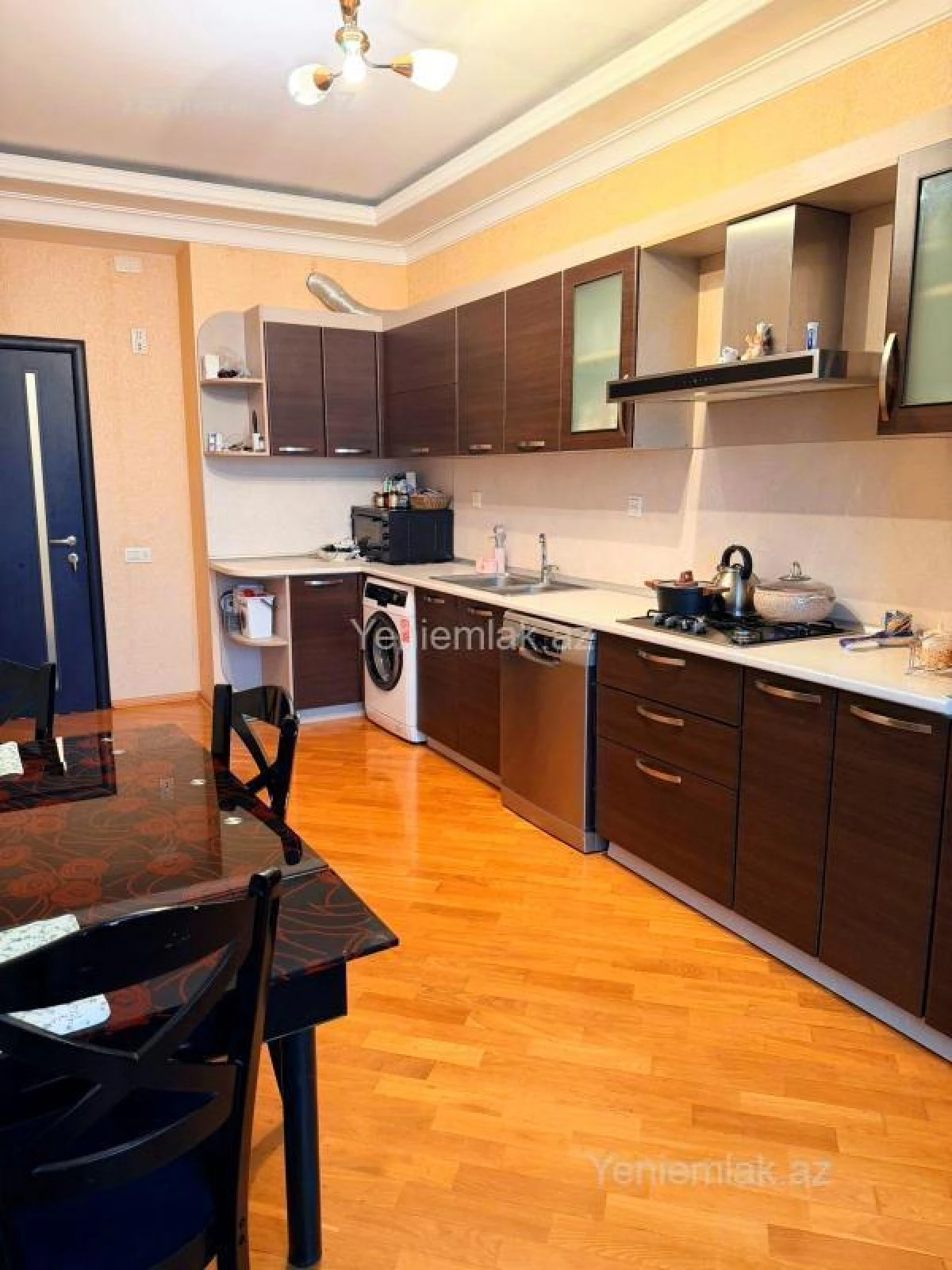 Satılır 2 otaqlı yeni tikili 110 m²
