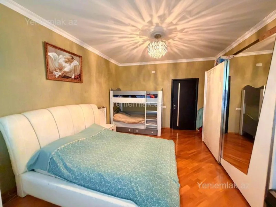 Satılır 2 otaqlı yeni tikili 110 m²