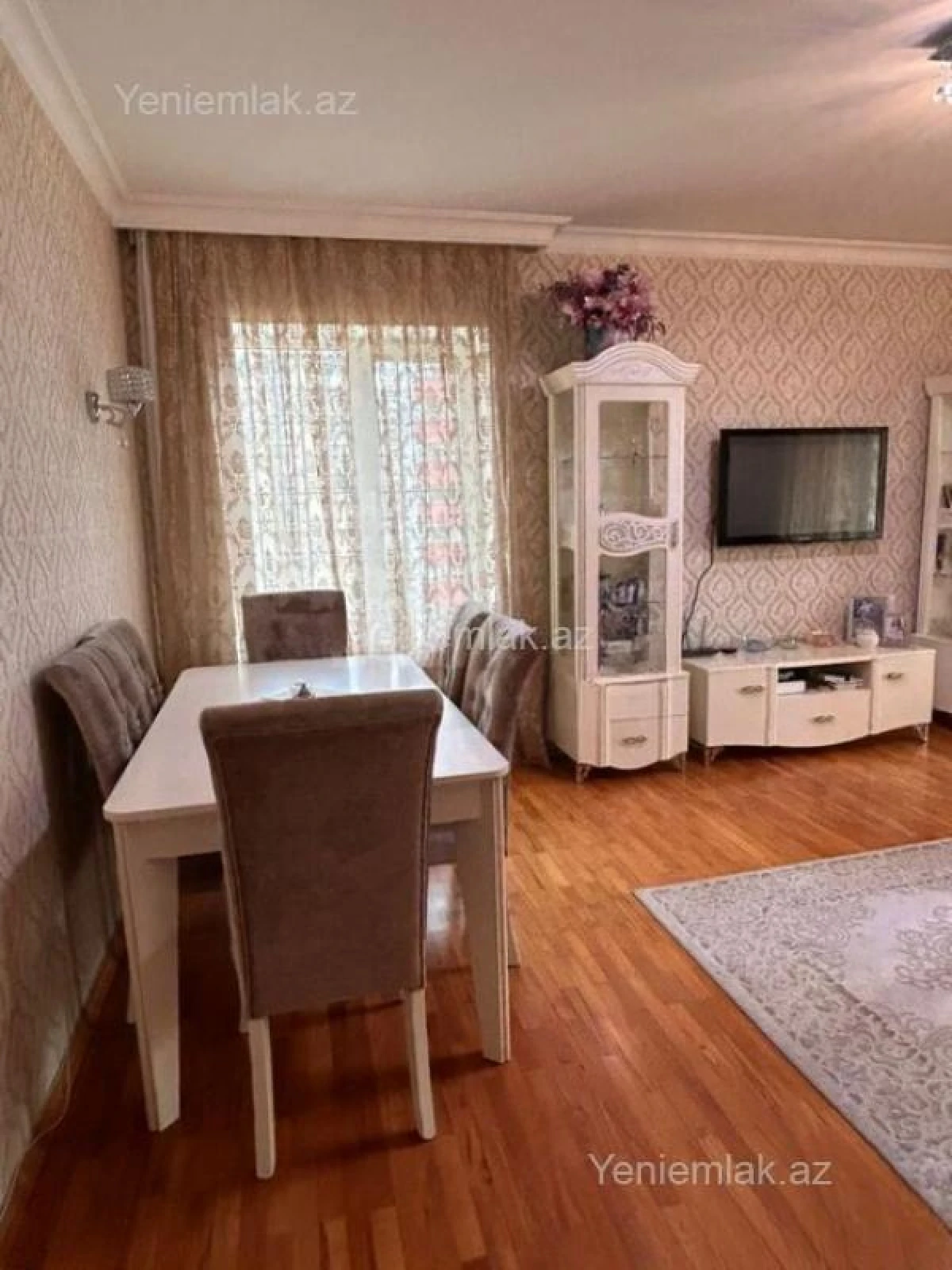 Satılır 3 otaqlı yeni tikili 125 m²