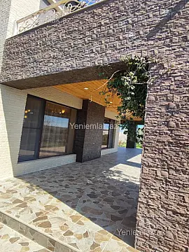 Satılır 7 otaqlı həyət evi 260 m²