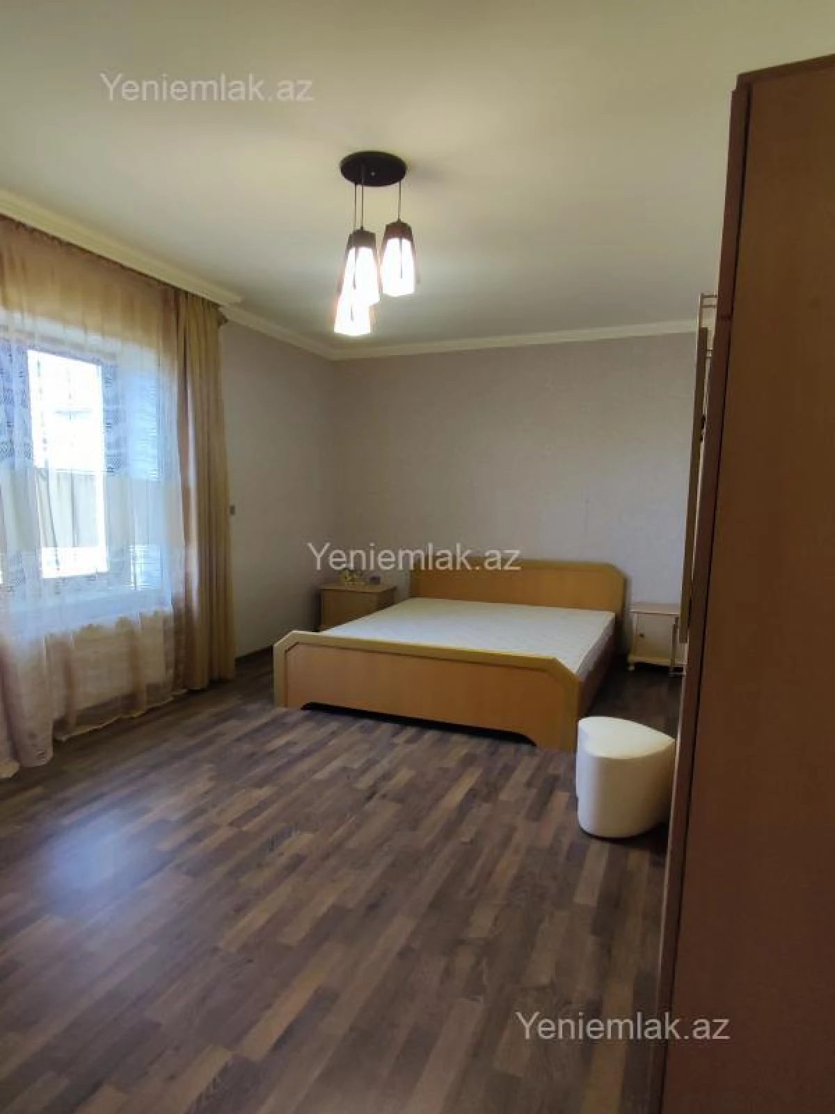 Satılır 7 otaqlı həyət evi 260 m²