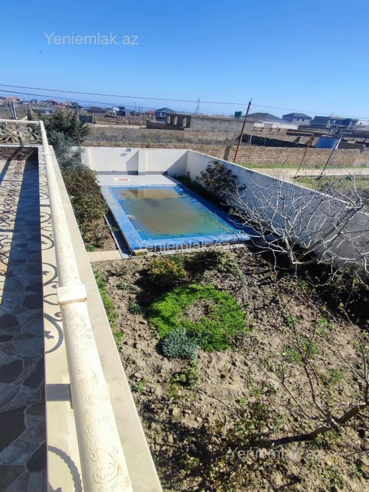 Satılır 7 otaqlı həyət evi 260 m²