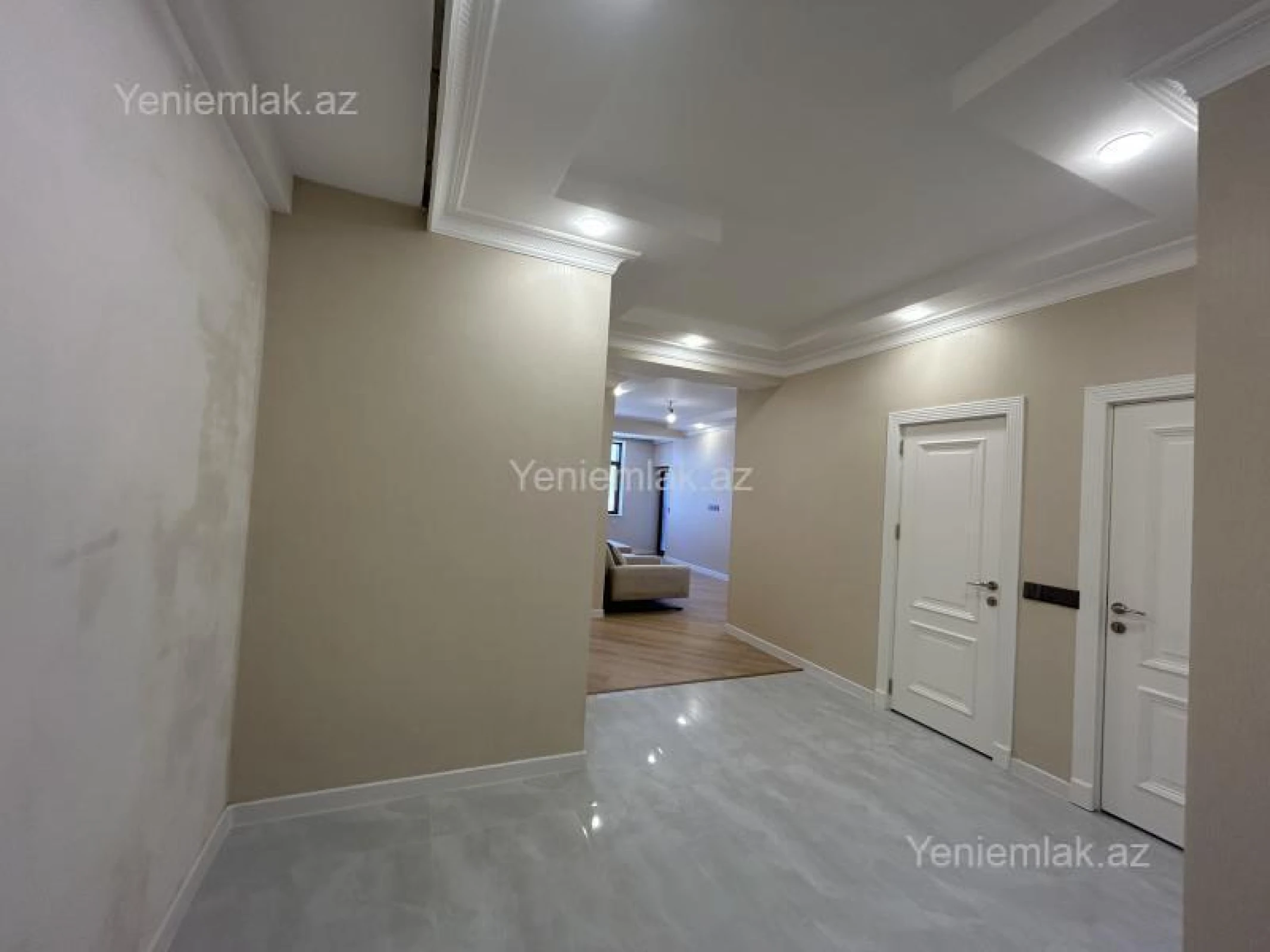 Satılır 3 otaqlı yeni tikili 101 m²