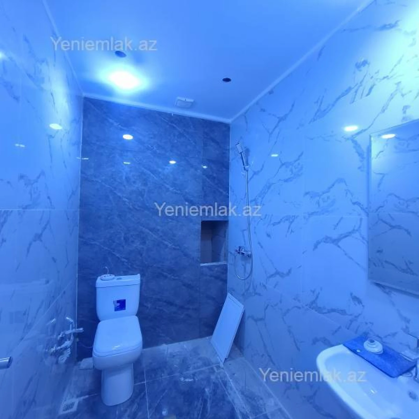 Satılır 2 otaqlı yeni tikili 63 m²