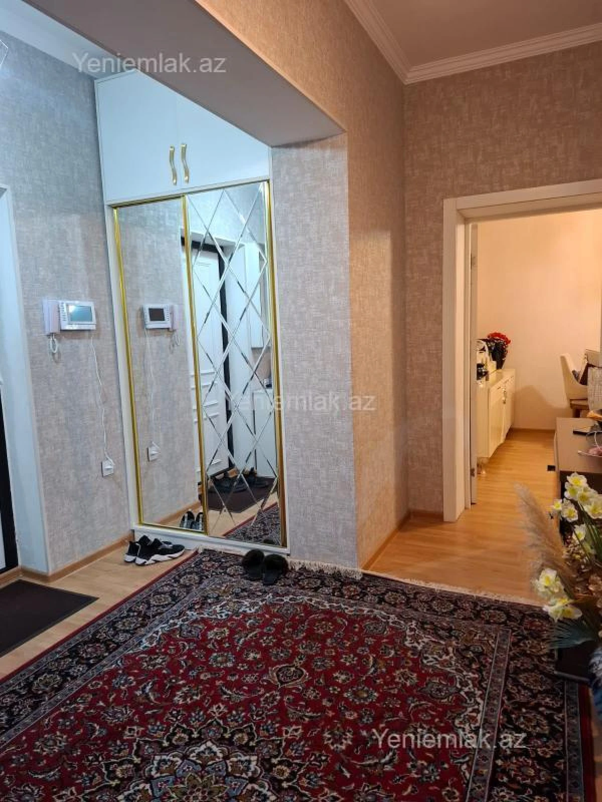 Satılır 2 otaqlı yeni tikili 70 m²