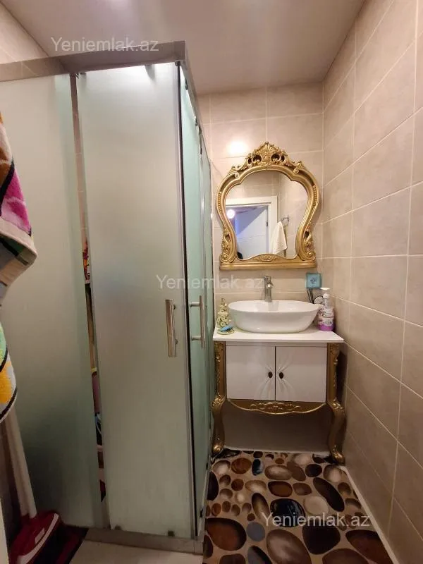 Satılır 2 otaqlı yeni tikili 70 m²