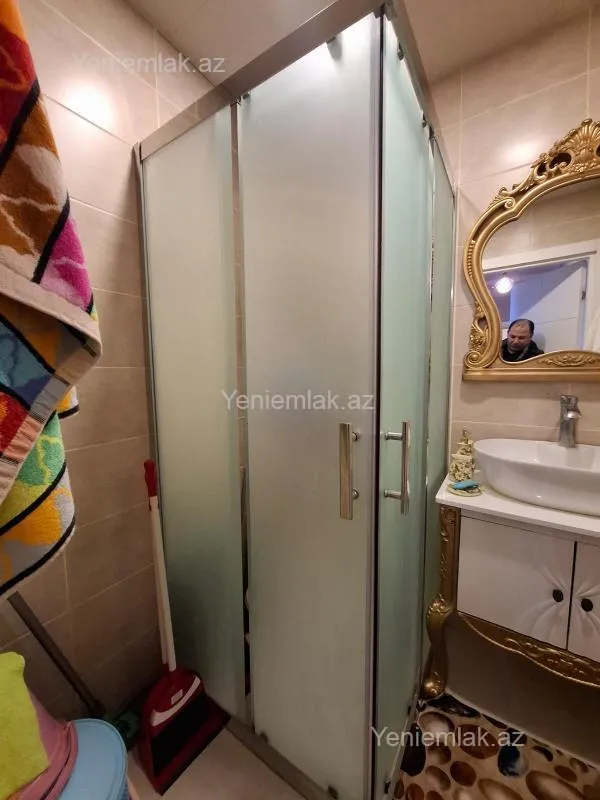 Satılır 2 otaqlı yeni tikili 70 m²