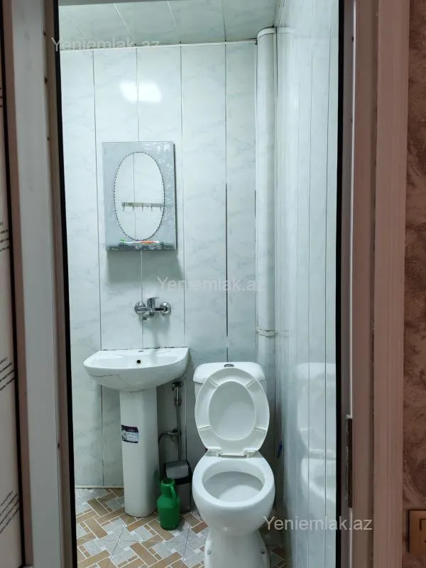 Satılır 1 otaqlı köhnə tikili 36 m²