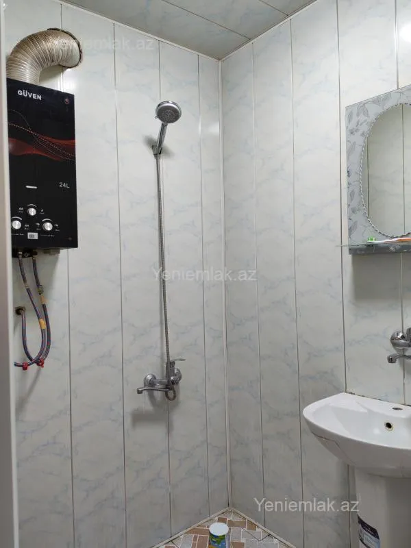 Satılır 1 otaqlı köhnə tikili 36 m²