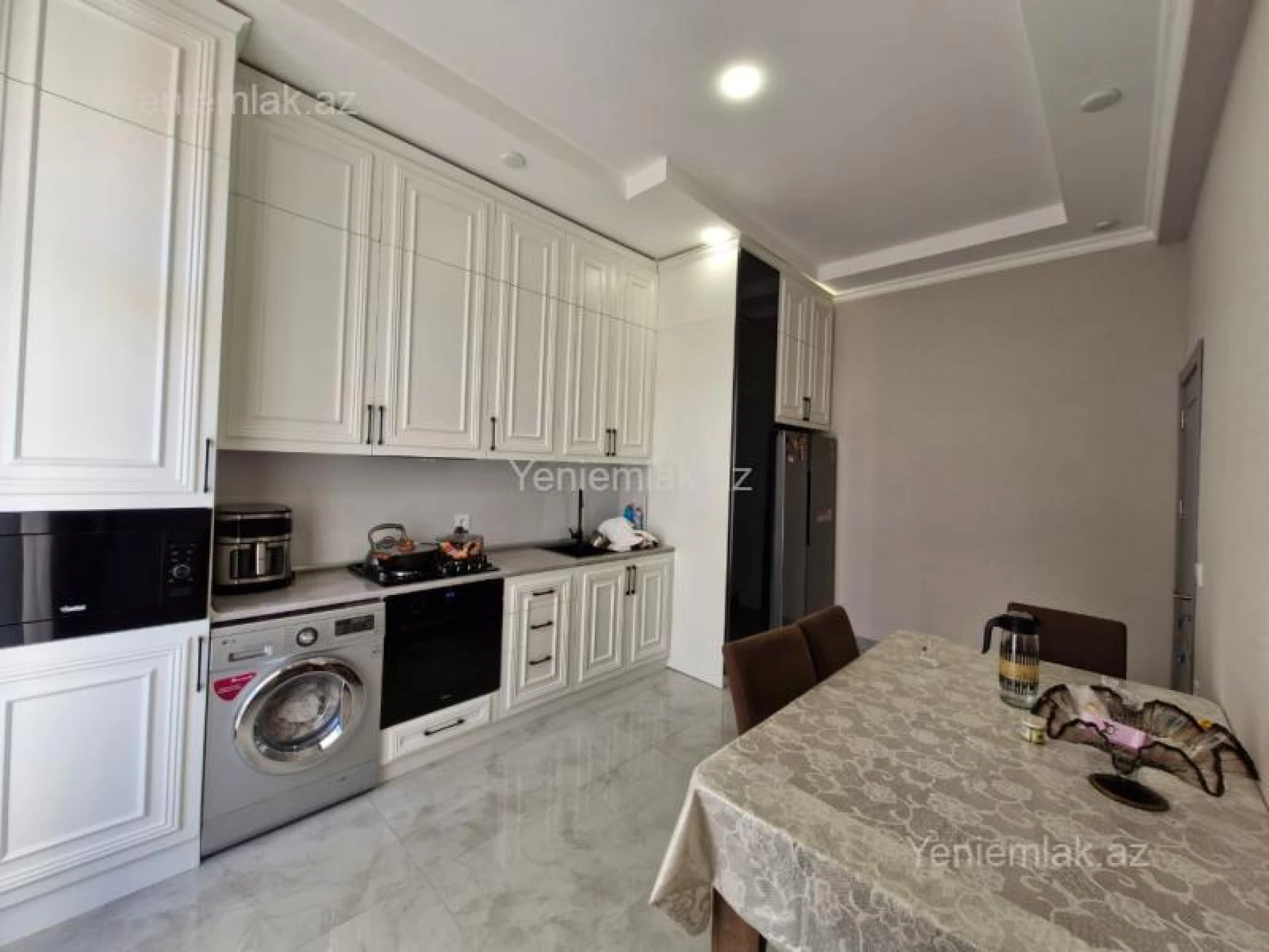 Satılır 2 otaqlı yeni tikili 87 m²