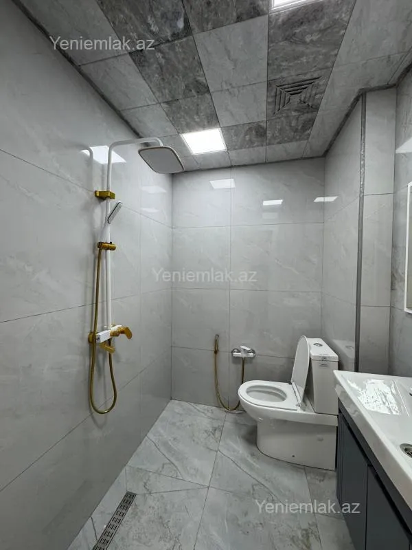 Satılır 3 otaqlı köhnə tikili 55 m²