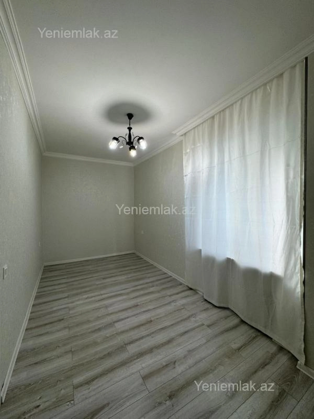 Satılır 3 otaqlı köhnə tikili 55 m²