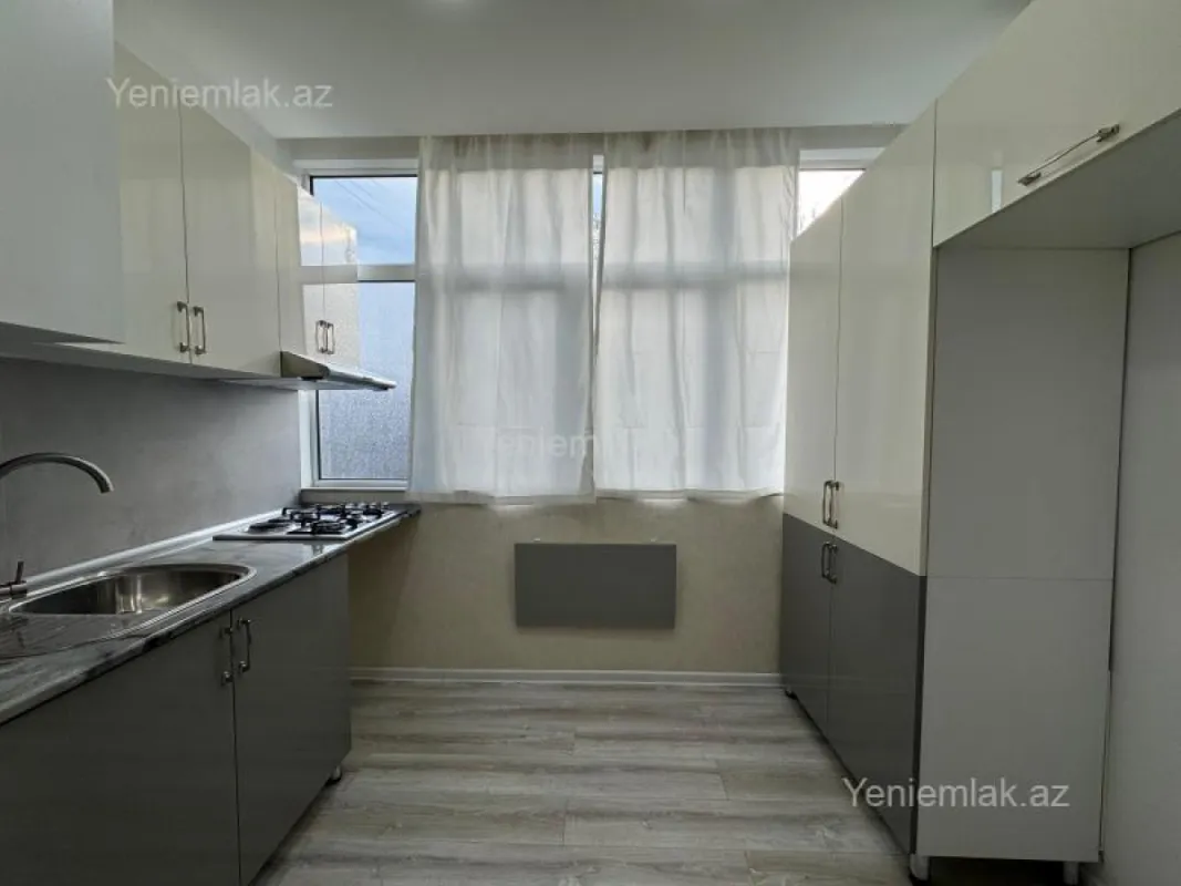 Satılır 3 otaqlı köhnə tikili 55 m²