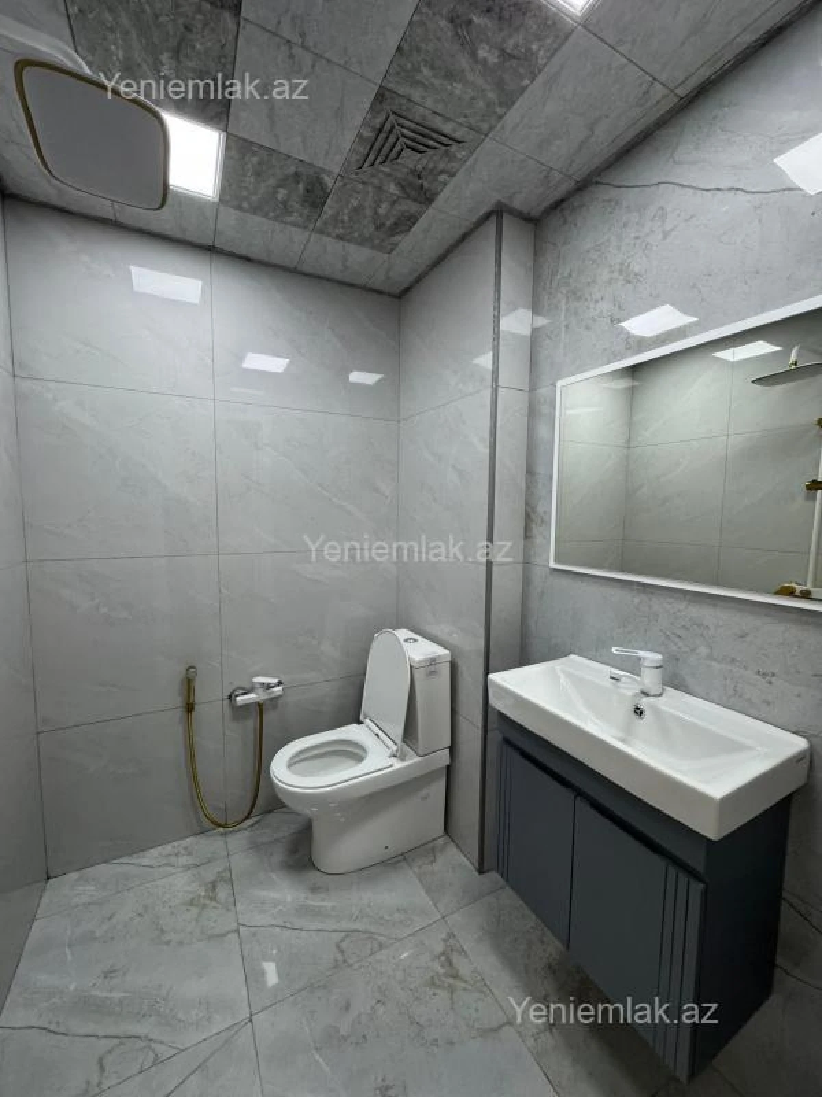 Satılır 3 otaqlı köhnə tikili 55 m²