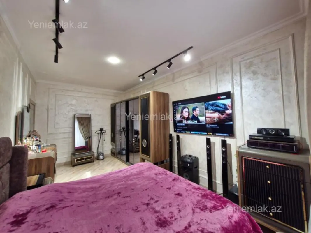 Satılır 2 otaqlı yeni tikili 87 m²