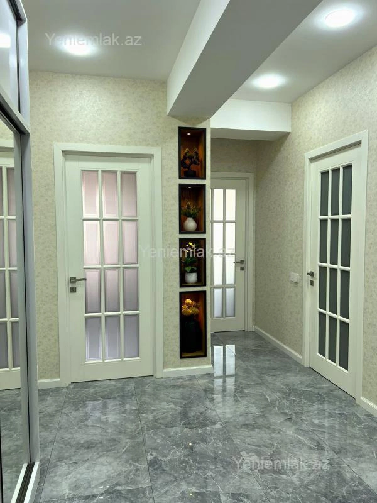 Satılır 2 otaqlı yeni tikili 75 m²