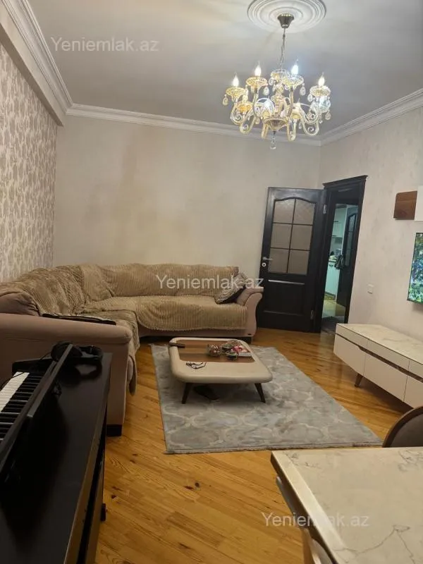 Satılır 3 otaqlı yeni tikili 120 m²