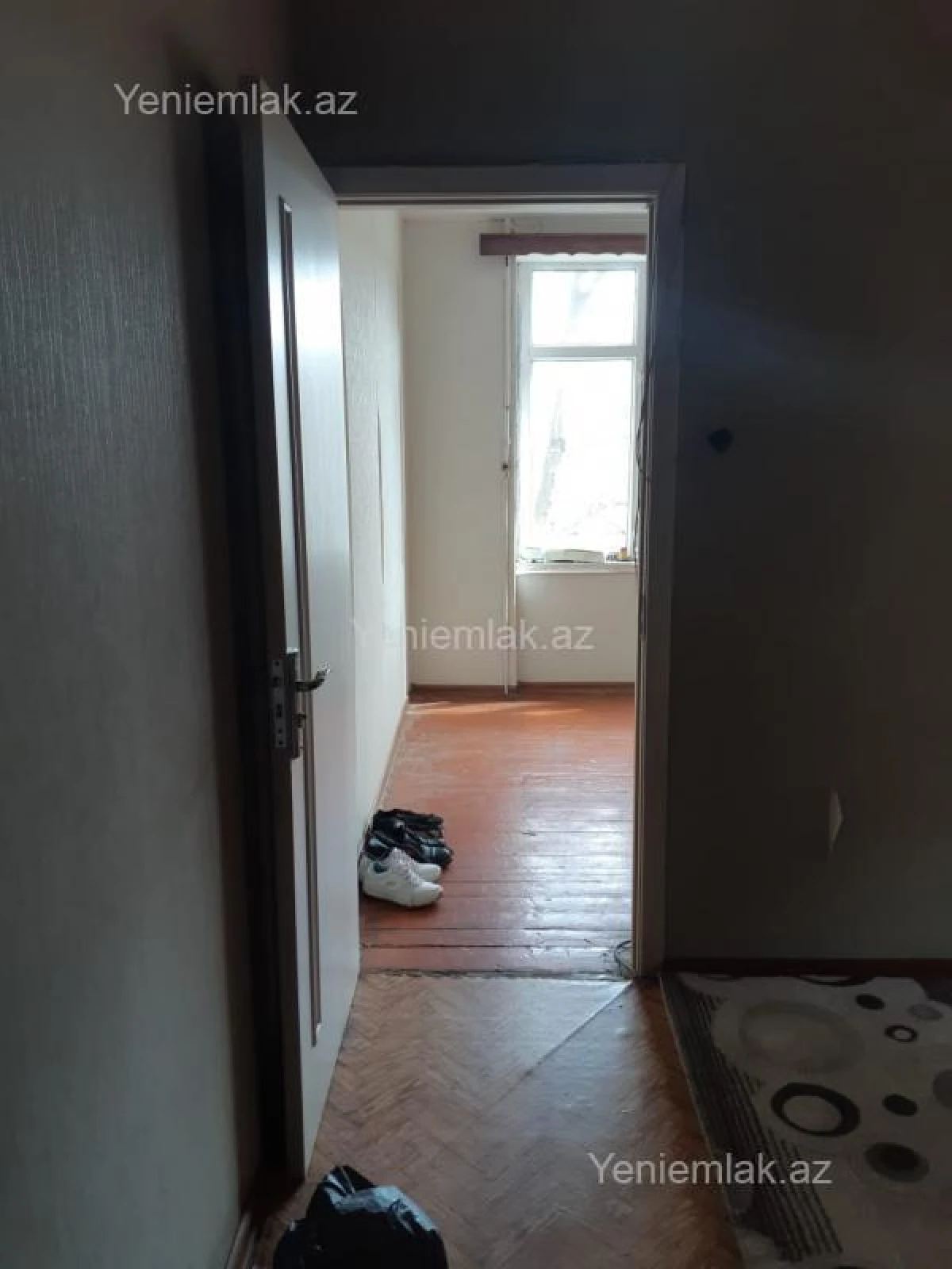 Satılır 1 otaqlı köhnə tikili 40 m²