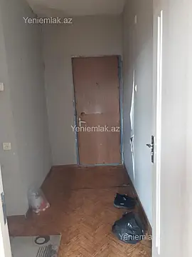 Satılır 1 otaqlı köhnə tikili 40 m²