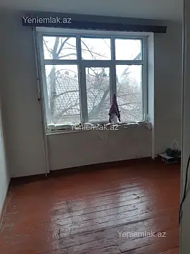 Satılır 1 otaqlı köhnə tikili 40 m²