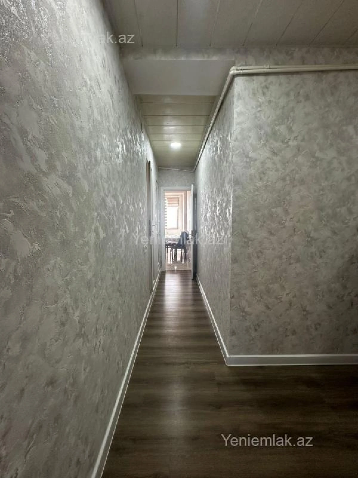 Satılır 3 otaqlı köhnə tikili 90 m²