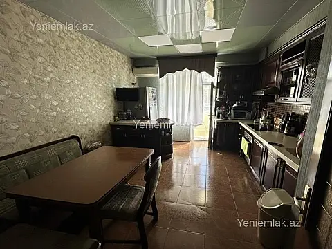 Satılır 3 otaqlı yeni tikili 128 m²