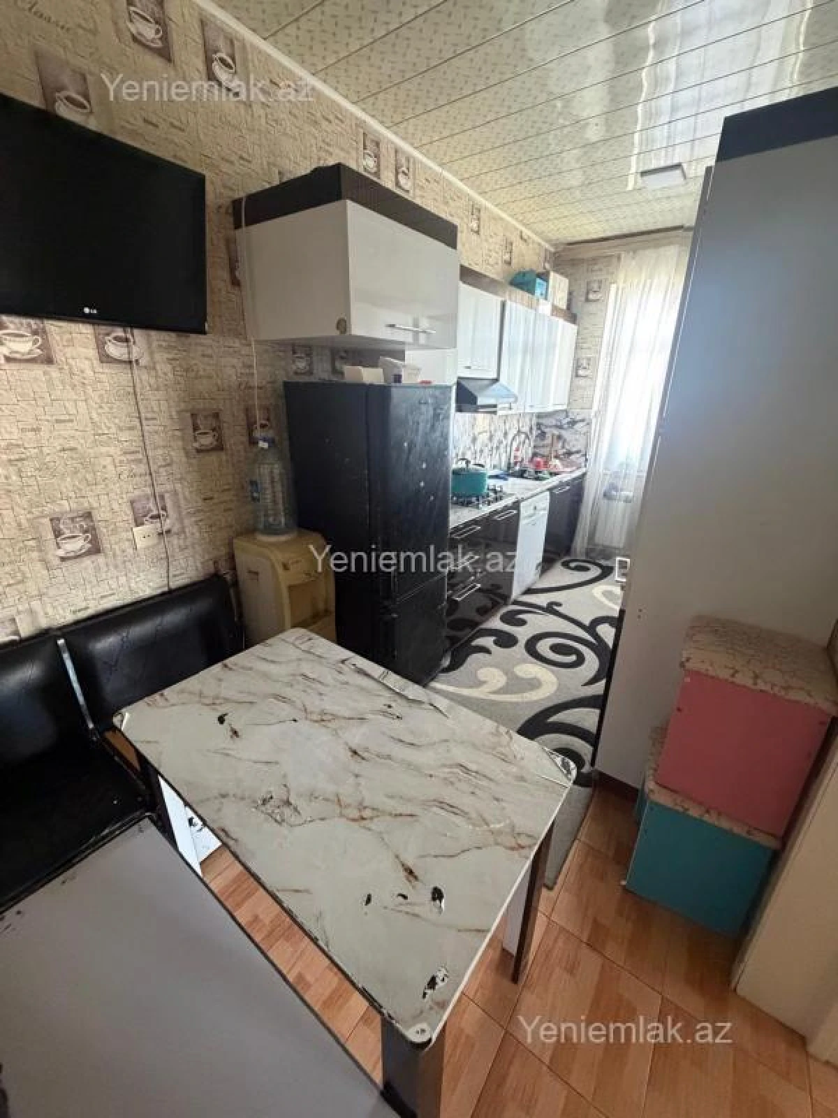 Satılır 6 otaqlı həyət evi 200 m²