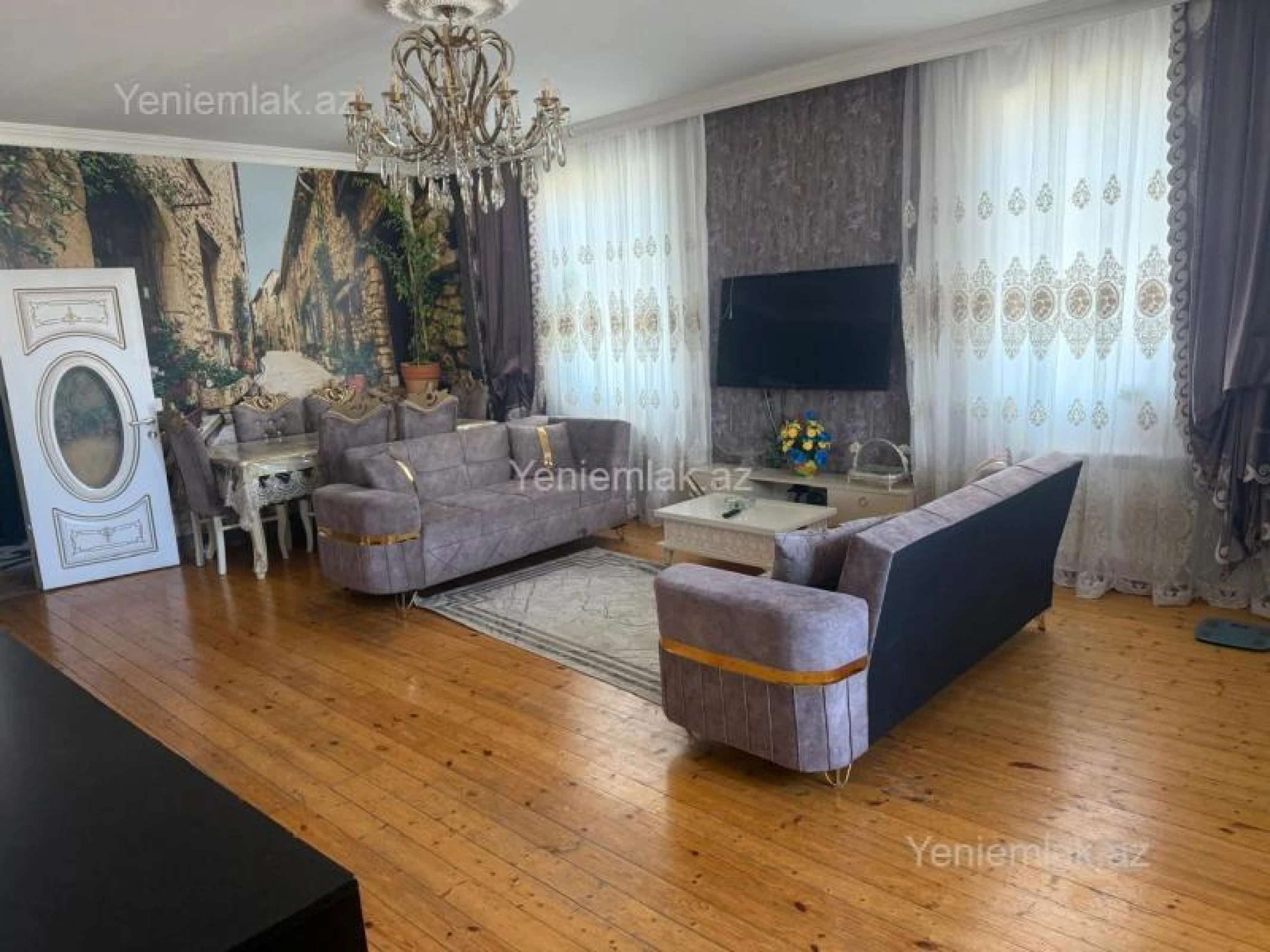 Satılır 6 otaqlı həyət evi 200 m²