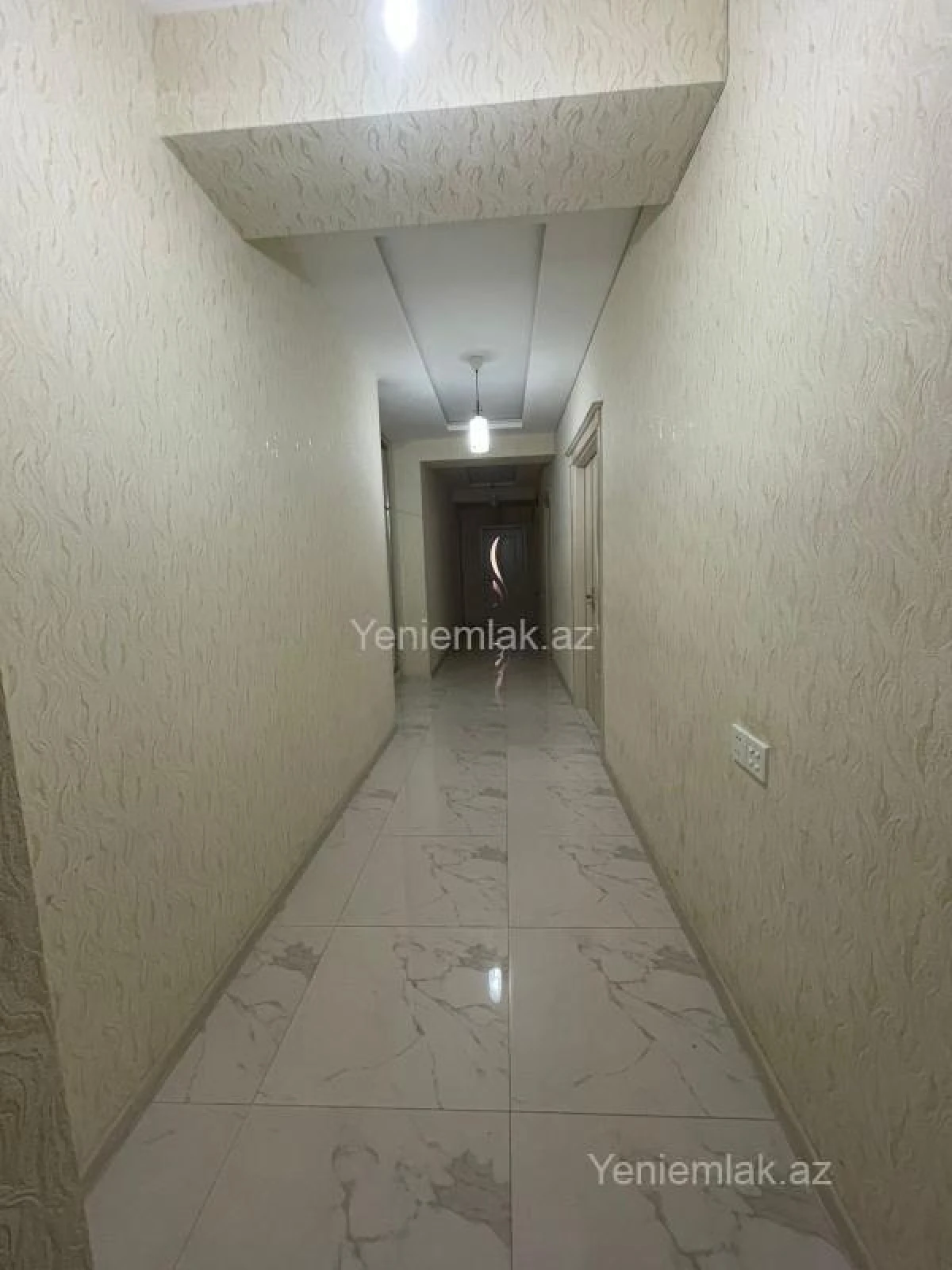 Satılır 3 otaqlı yeni tikili 120 m²