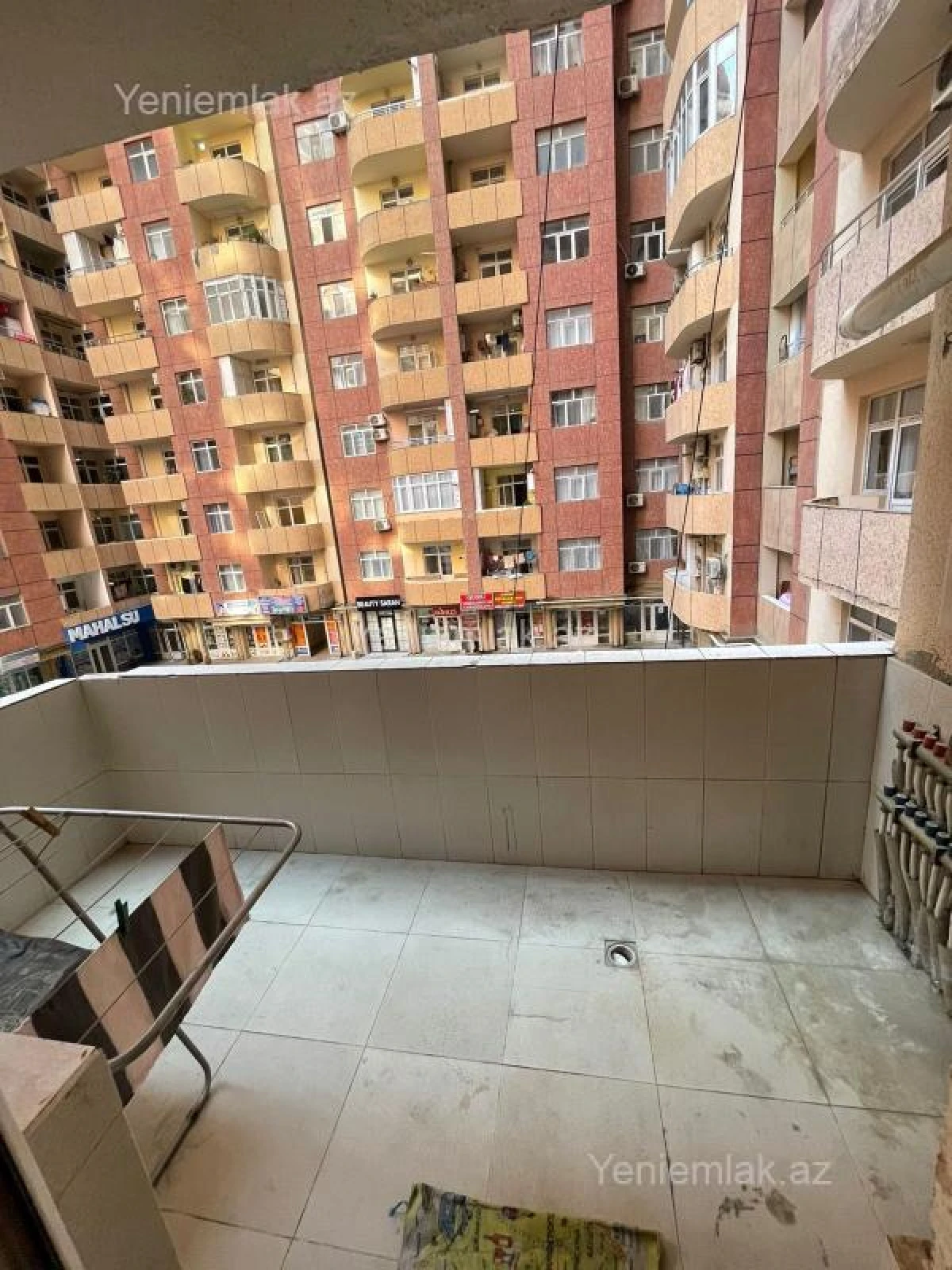 Satılır 3 otaqlı yeni tikili 120 m²