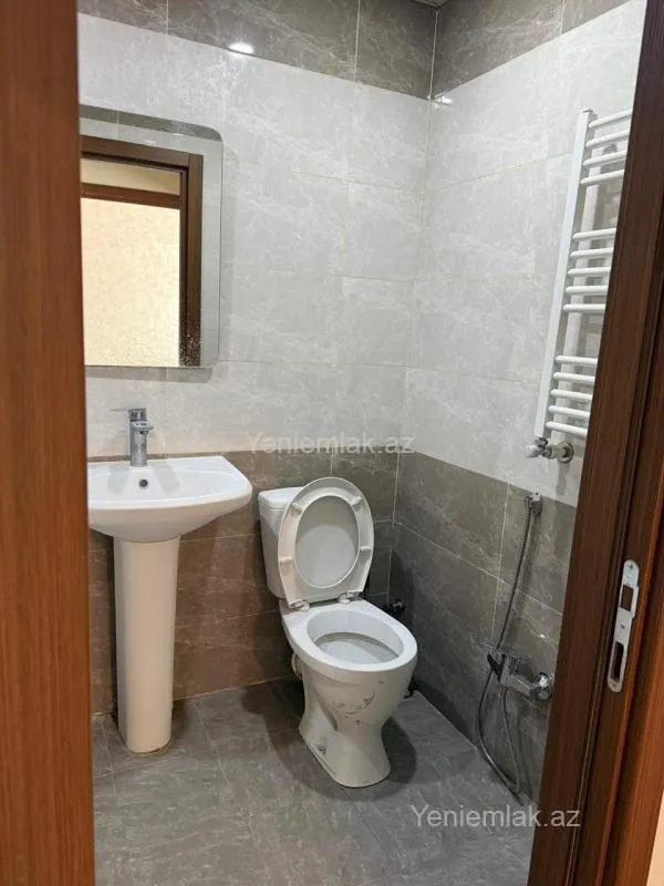 Satılır 1 otaqlı yeni tikili 44 m²