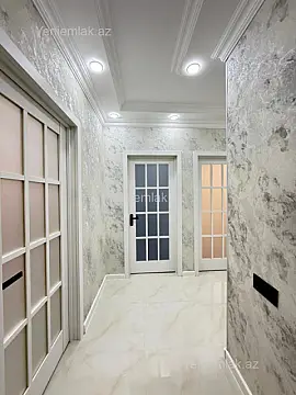 Satılır 3 otaqlı köhnə tikili 75 m²