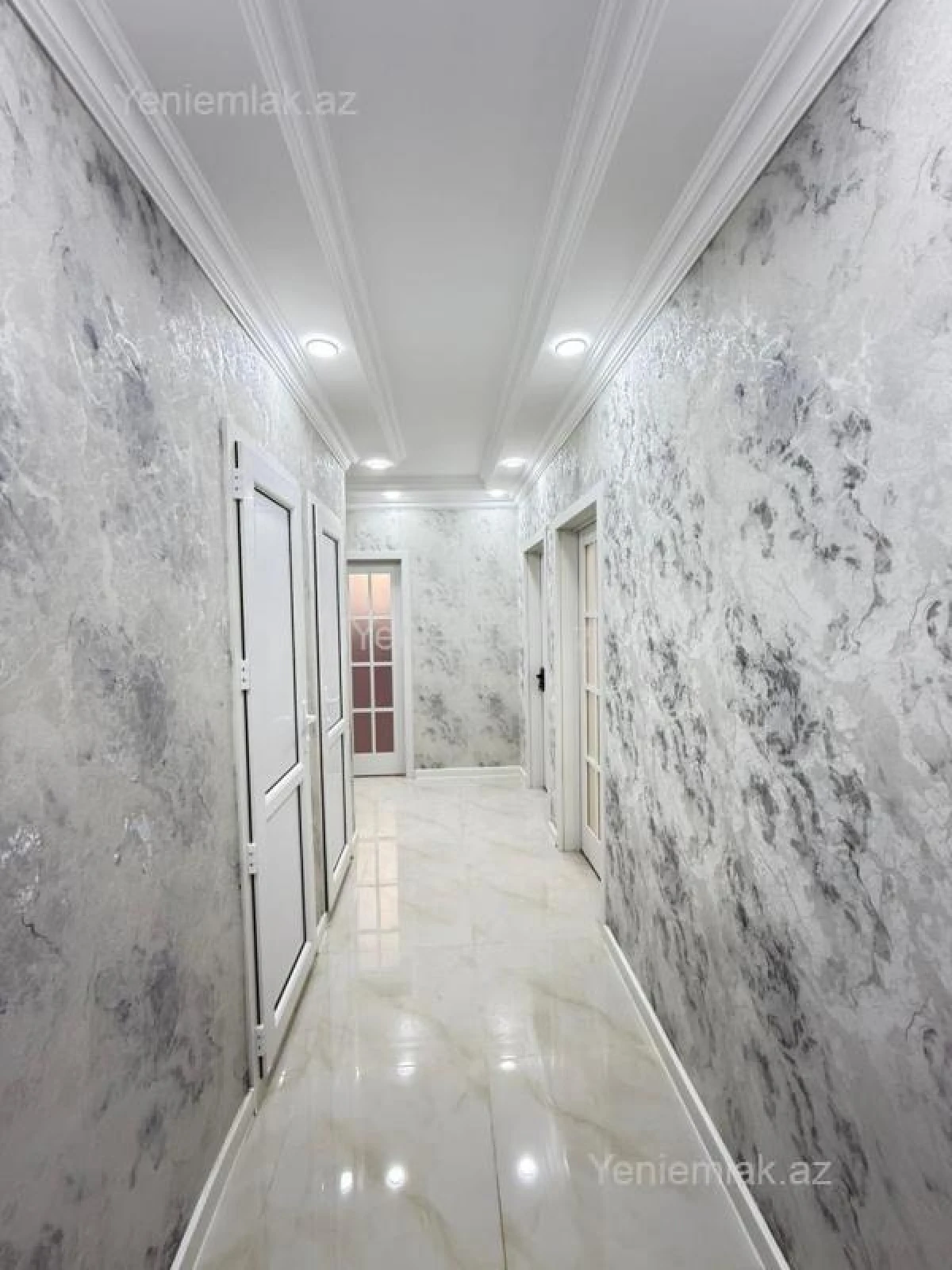 Satılır 3 otaqlı köhnə tikili 75 m²