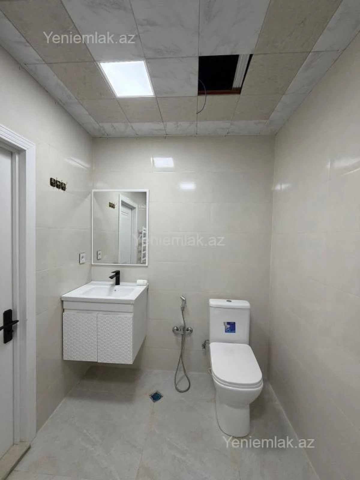 Satılır 2 otaqlı yeni tikili 78 m²