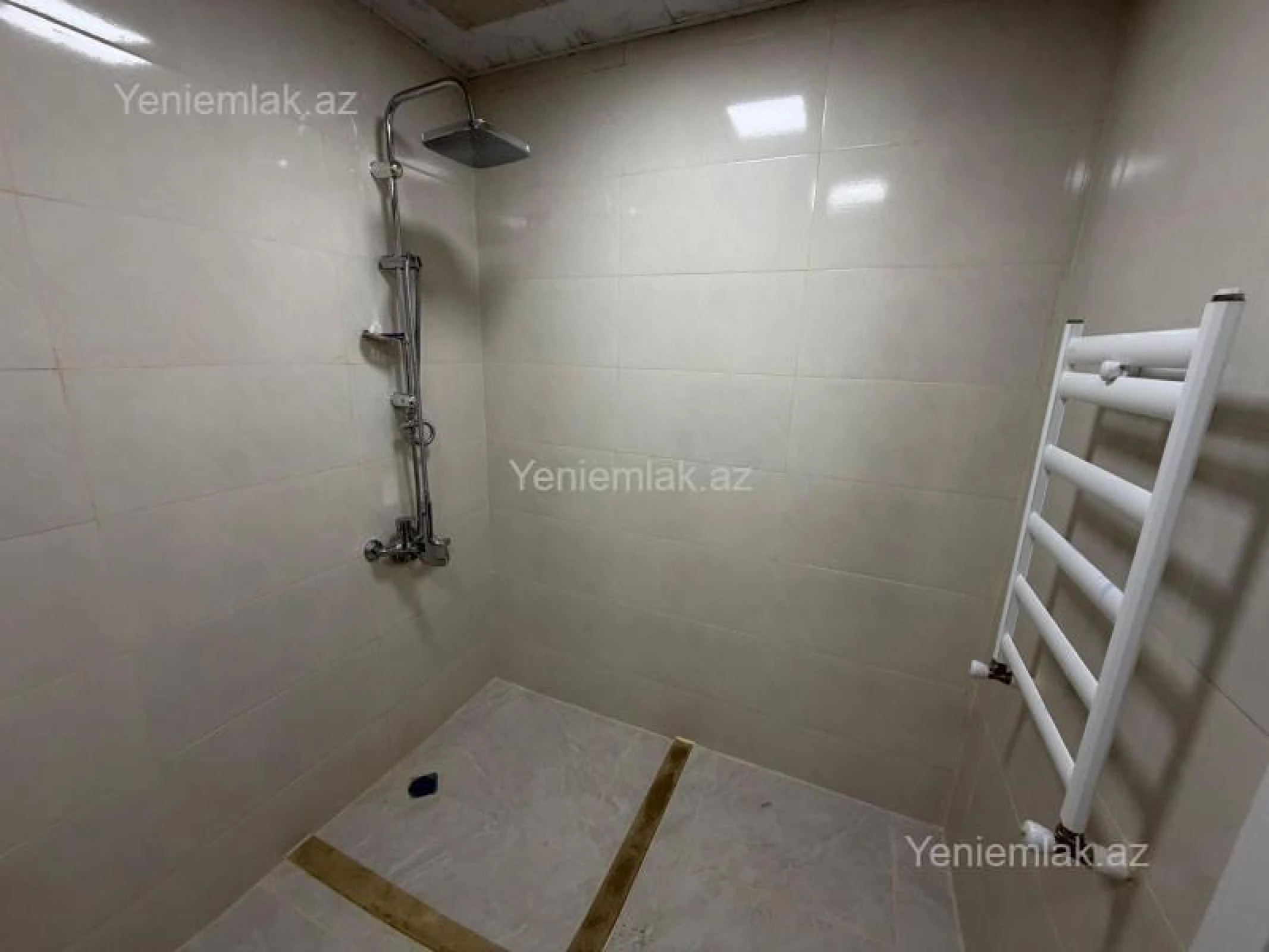 Satılır 2 otaqlı yeni tikili 78 m²